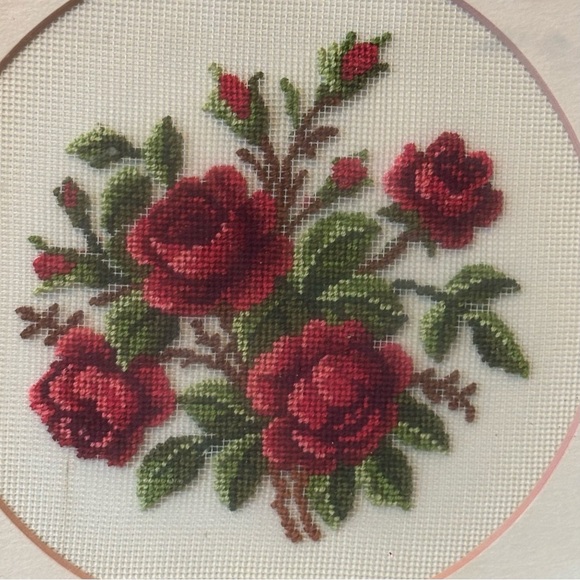 Vintage Floral Red Rose Petit-Point Embroidery Art in Ornate Cream Frame - Picture 3 of 5
